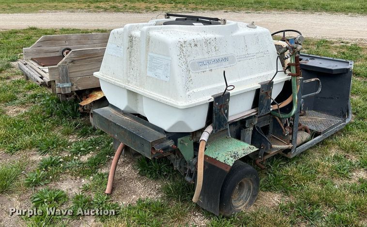 image for item LG9138 (2) Cushman golf carts