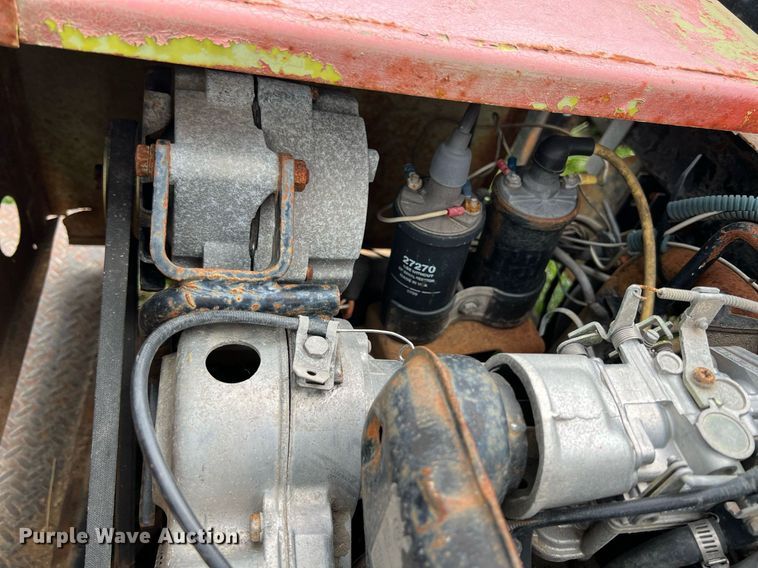 image for item LG9138 (2) Cushman golf carts