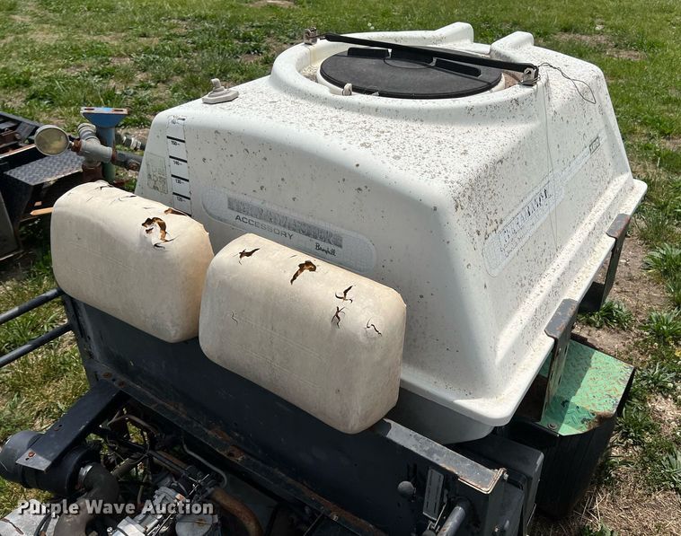 image for item LG9138 (2) Cushman golf carts