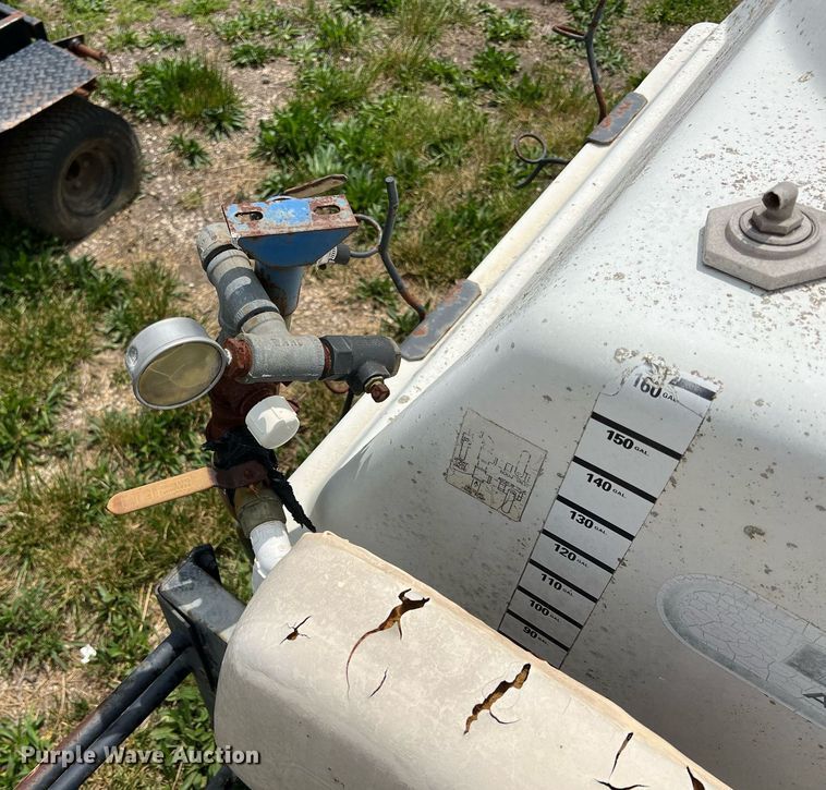 image for item LG9138 (2) Cushman golf carts