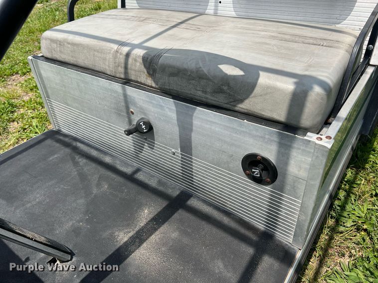 image for item LG9141 Carry All  golf cart