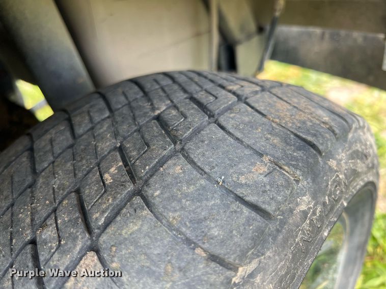 image for item LG9142 EVE  golf cart