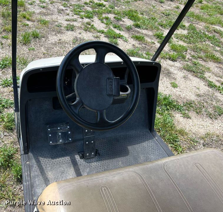 image for item LG9144 EZ GO TXT40  golf cart