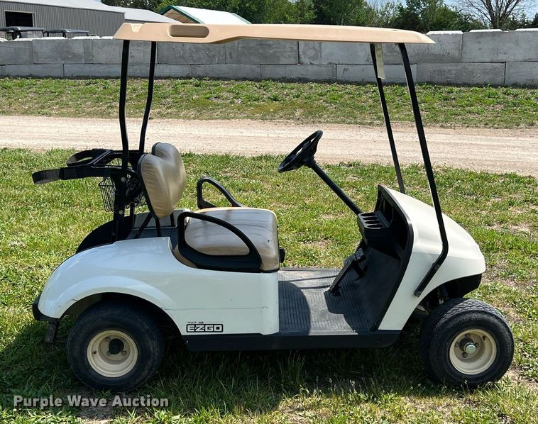 image for item LG9145 EZ GO TXT40  golf cart