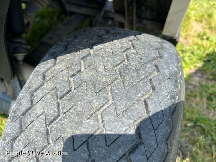 image for item LG9145 EZ GO TXT40  golf cart