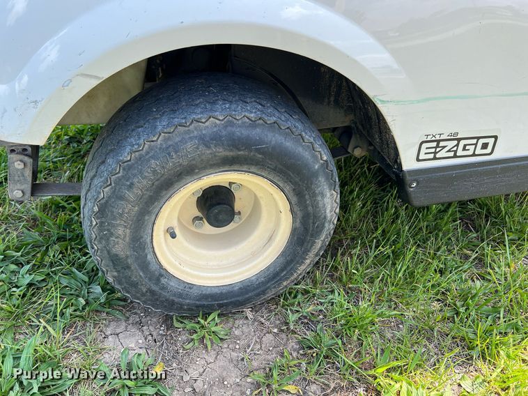 image for item LG9145 EZ GO TXT40  golf cart