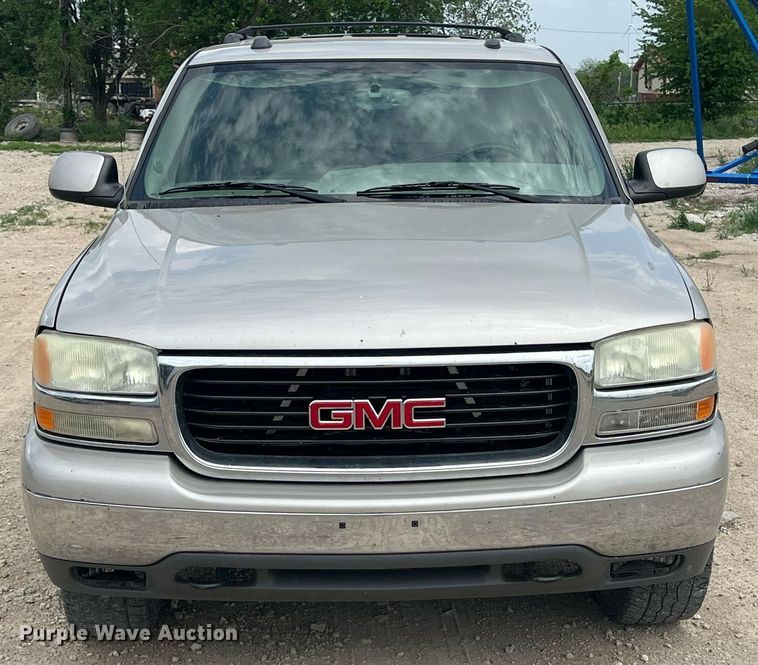 image for item LG9151 2004 GMC Yukon XL  SUV