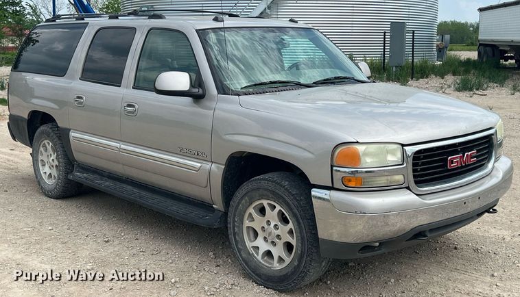 image for item LG9151 2004 GMC Yukon XL  SUV