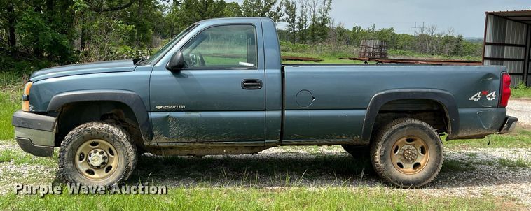 image for item LG9167 2006 Chevrolet Silverado 2500HD  pickup truck