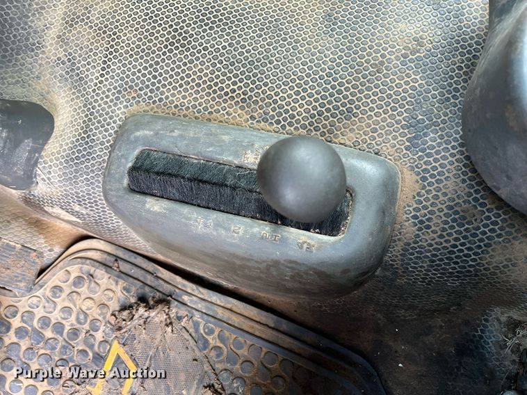 image for item LG9167 2006 Chevrolet Silverado 2500HD  pickup truck