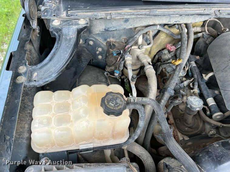 image for item LG9167 2006 Chevrolet Silverado 2500HD  pickup truck