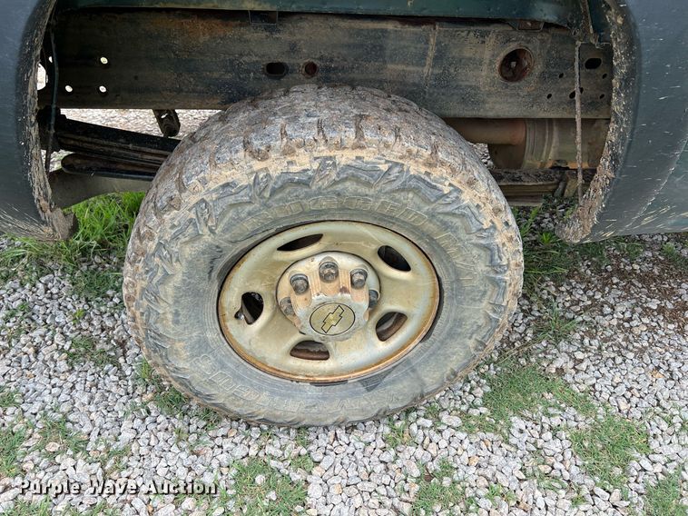 image for item LG9167 2006 Chevrolet Silverado 2500HD  pickup truck