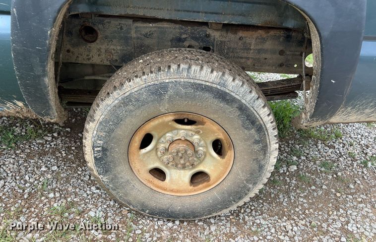 image for item LG9167 2006 Chevrolet Silverado 2500HD  pickup truck