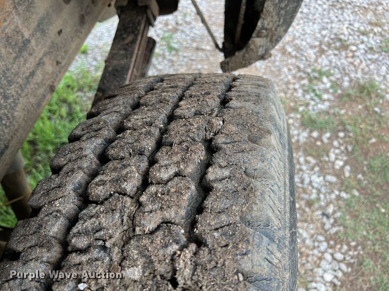 image for item LG9167 2006 Chevrolet Silverado 2500HD  pickup truck