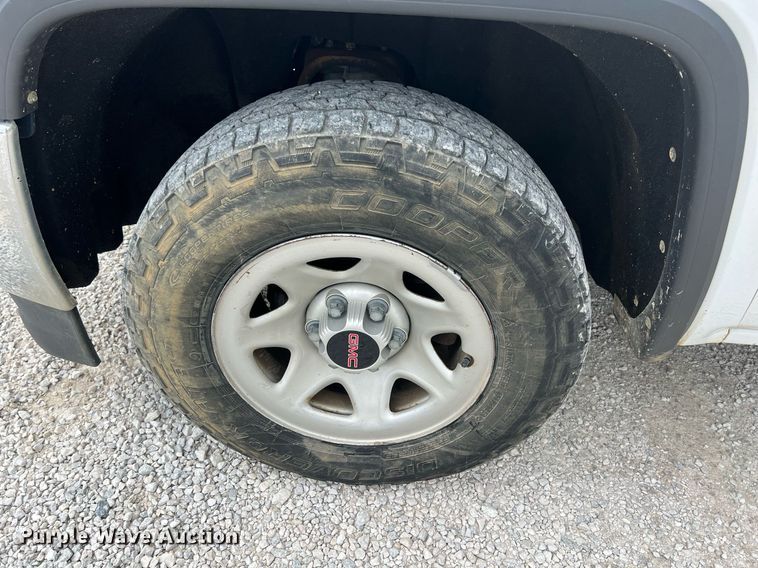 image for item LG9187 2017 GMC Sierra 1500  Double Cab pickup truck