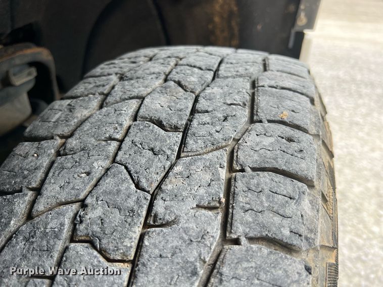 image for item LG9187 2017 GMC Sierra 1500  Double Cab pickup truck