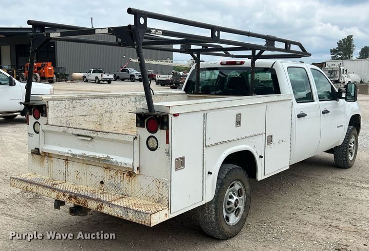 image for item LG9188 2012 GMC Sierra 2500HD  Crew Cab utility bed pickup truck