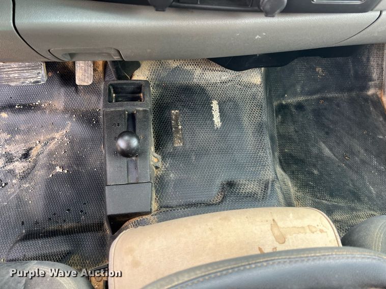 image for item LG9188 2012 GMC Sierra 2500HD  Crew Cab utility bed pickup truck