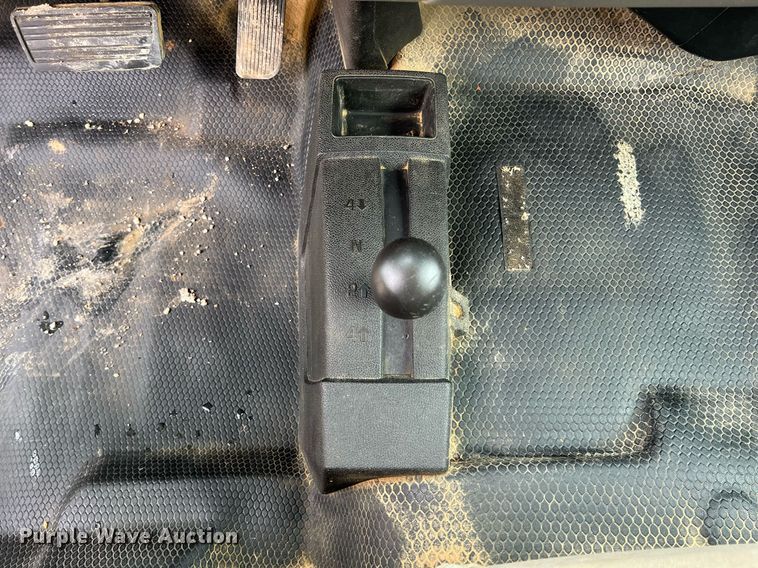 image for item LG9188 2012 GMC Sierra 2500HD  Crew Cab utility bed pickup truck