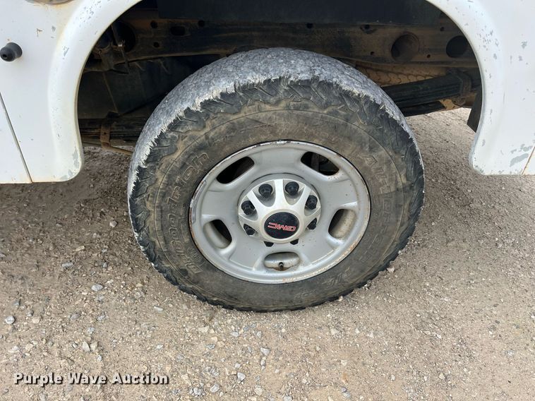 image for item LG9188 2012 GMC Sierra 2500HD  Crew Cab utility bed pickup truck