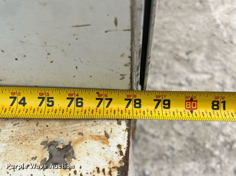 image for item LG9189 2011 Chevrolet Silverado 3500HD  Crew Cab utility bed pickup truck