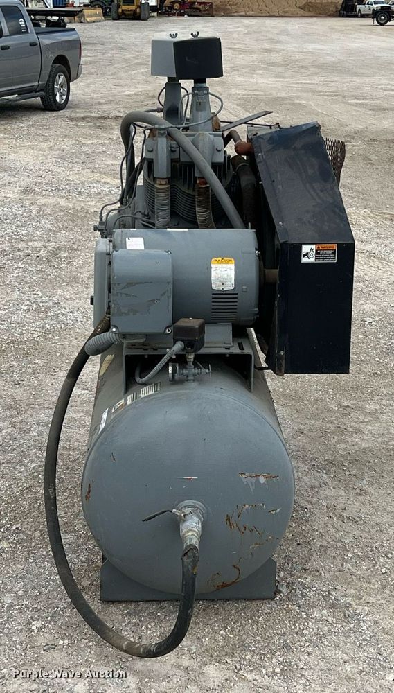 image for item LG9192 Gardner Denver  air compressor