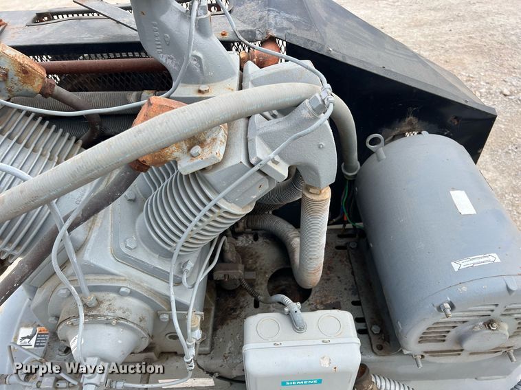 image for item LG9192 Gardner Denver  air compressor