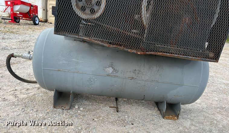 image for item LG9192 Gardner Denver  air compressor