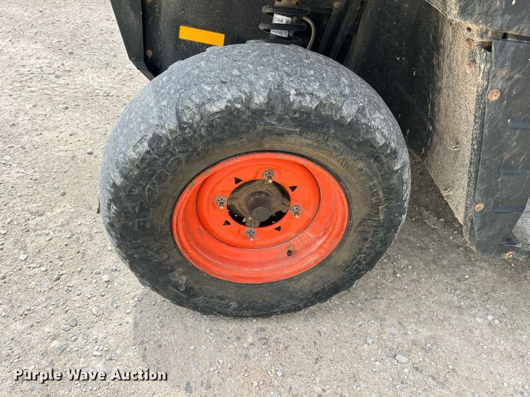 image for item LG9193 2011 Bobcat 3400XL  utility vehicle