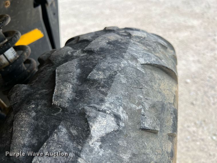 image for item LG9193 2011 Bobcat 3400XL  utility vehicle