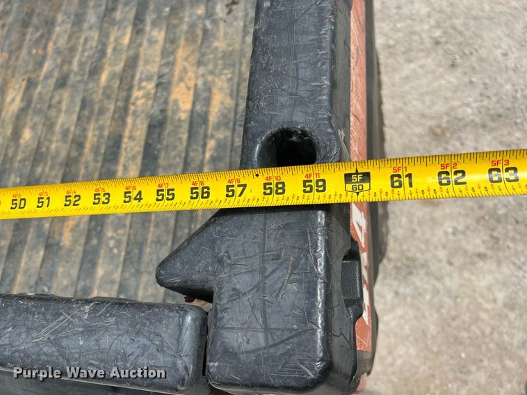 image for item LG9194 2011 Bobcat 3400XL  utility vehicle