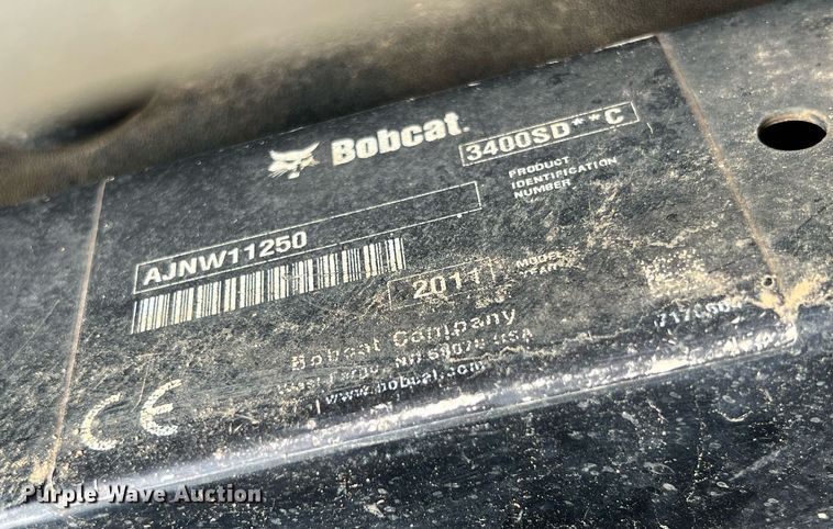 image for item LG9194 2011 Bobcat 3400XL  utility vehicle
