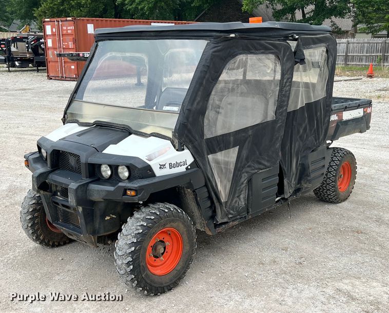 image for item LG9195 2011 Bobcat 3400XL  utility vehicle