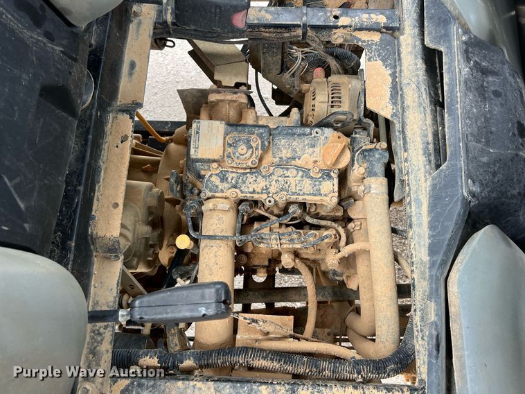 image for item LG9195 2011 Bobcat 3400XL  utility vehicle