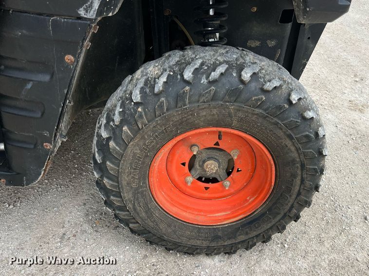image for item LG9195 2011 Bobcat 3400XL  utility vehicle