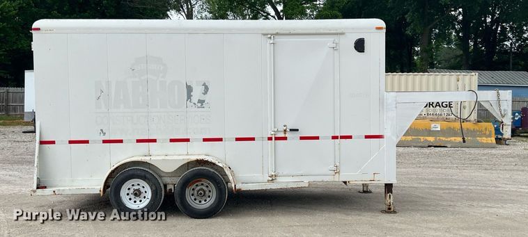 image for item LG9196 1997 Eagle Body  enclosed cargo trailer