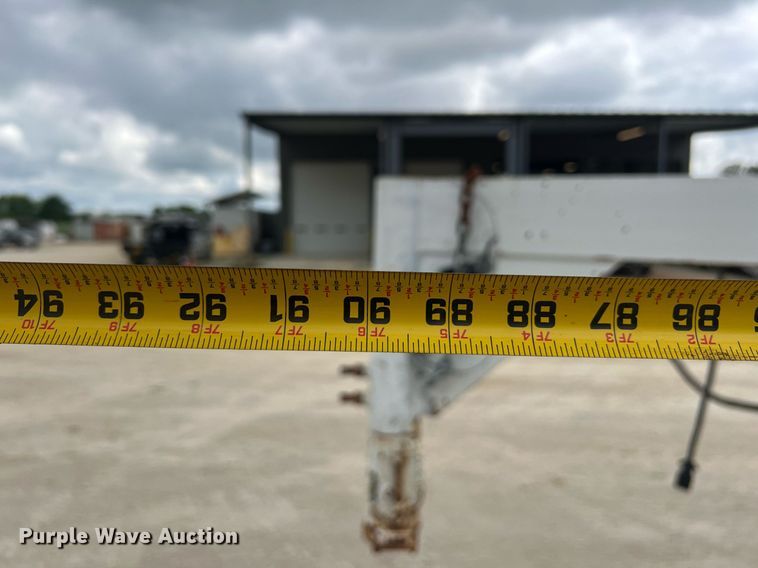 image for item LG9196 1997 Eagle Body  enclosed cargo trailer