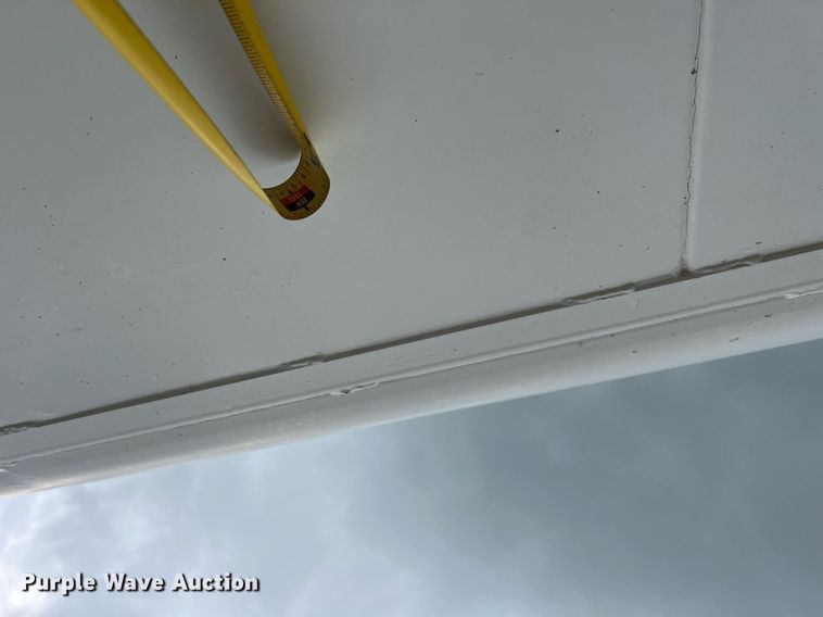 image for item LG9196 1997 Eagle Body  enclosed cargo trailer