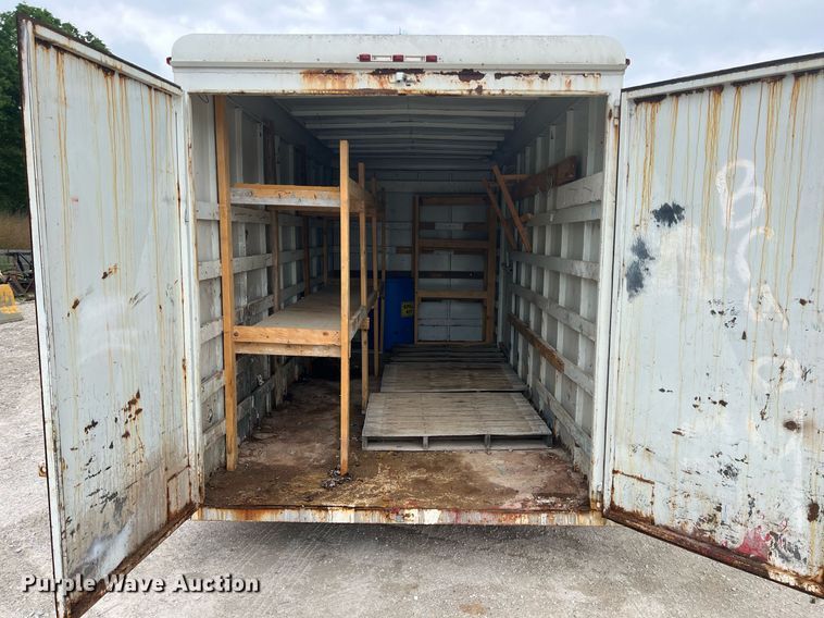 image for item LG9196 1997 Eagle Body  enclosed cargo trailer