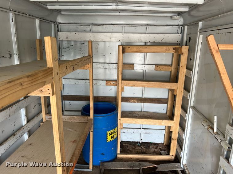 image for item LG9196 1997 Eagle Body  enclosed cargo trailer