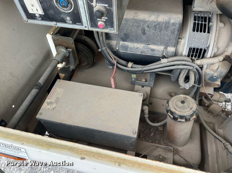 image for item LG9197 Terex AL4060D1-4MH  light plant