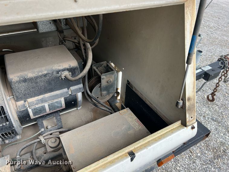 image for item LG9197 Terex AL4060D1-4MH  light plant