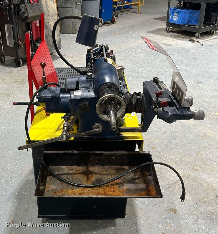 image for item LG9200 Ammco 6900  brake lathe