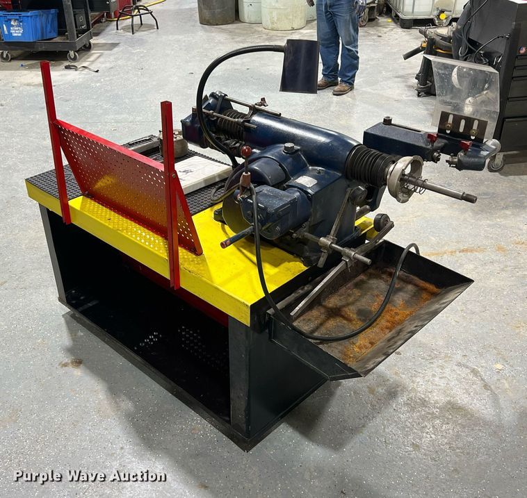 image for item LG9200 Ammco 6900  brake lathe