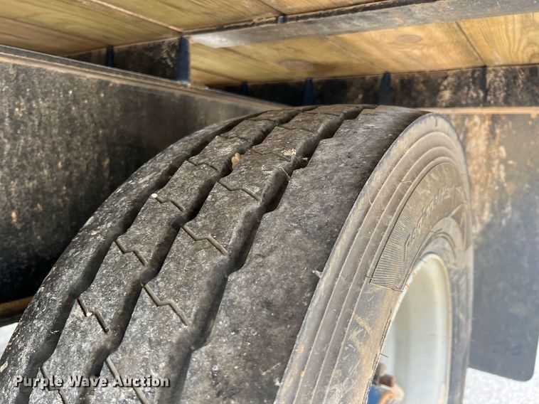 image for item LG9202 2015 H&H Trailers  equipment trailer