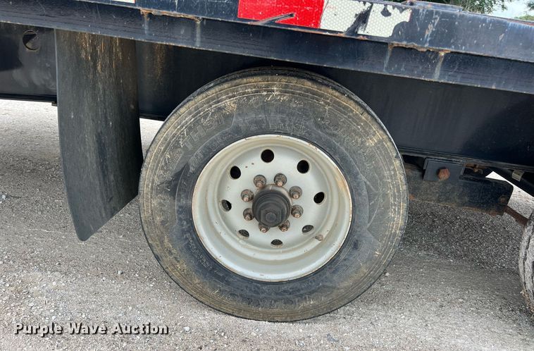 image for item LG9202 2015 H&H Trailers  equipment trailer