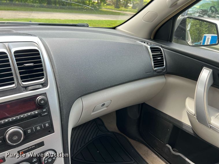 image for item LG9226 2008 GMC Acadia  SUV