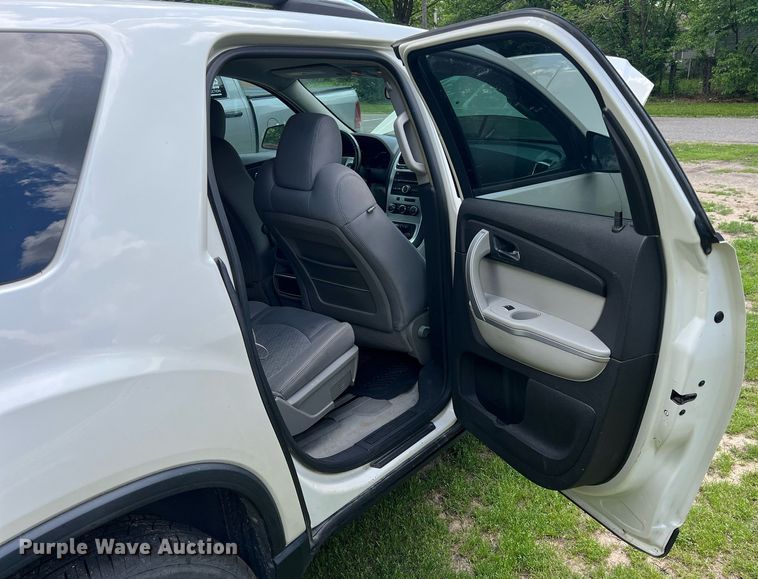 image for item LG9226 2008 GMC Acadia  SUV