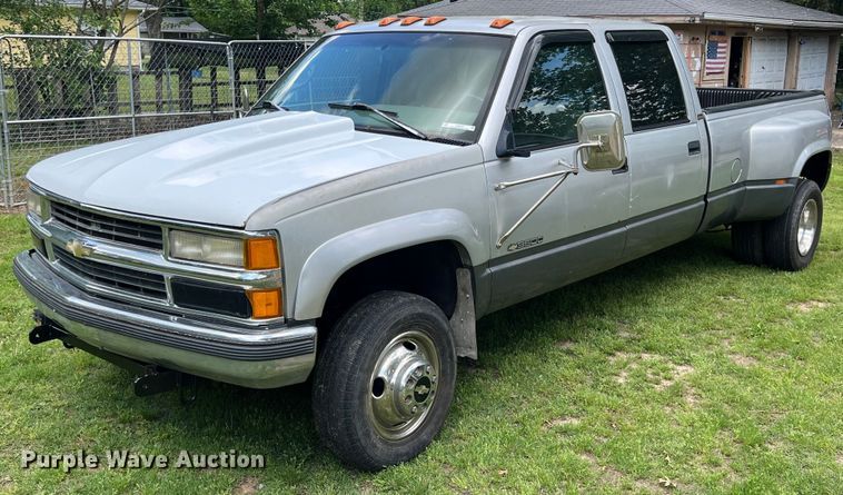 image for item LG9227 1996 Chevrolet K3500  Crew Cab pickup truck