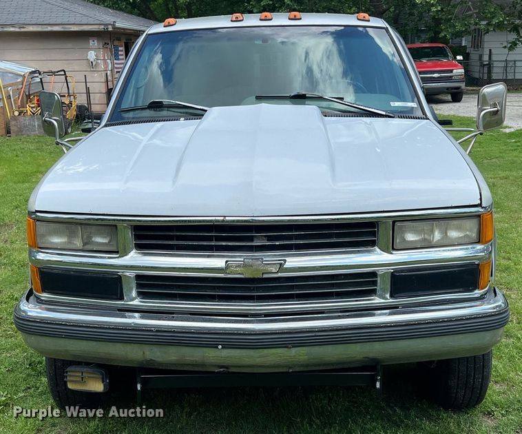 image for item LG9227 1996 Chevrolet K3500  Crew Cab pickup truck